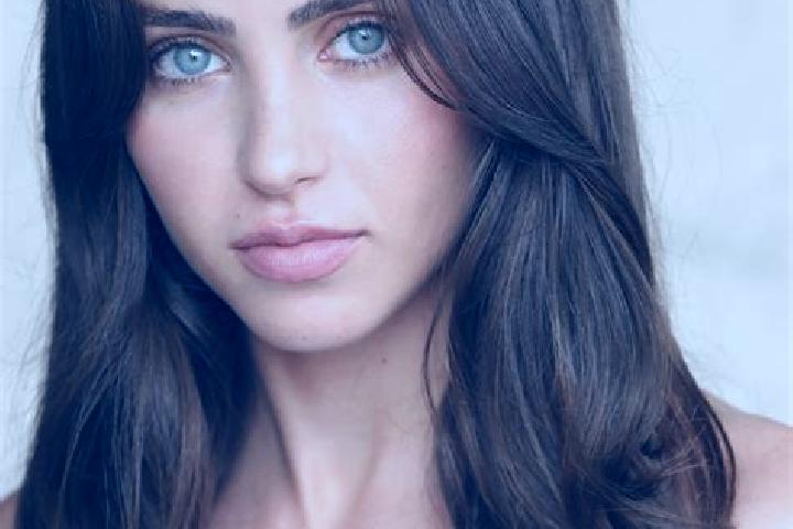 Aria, 28, a dark blonde brown-eyed middle eastern companion based in Bolorouko. Offering Domination, Erotic Massage, BDSM, Overnight, Roleplay. Available for...