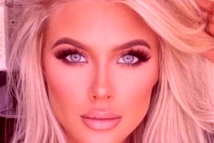 Aria, 28, a platinum blonde dark-eyed caucasian companion based in Karabaglar. Offering Dinner Date, GFE, Travel Companion, Prostate Massage, A-Level. Availa...