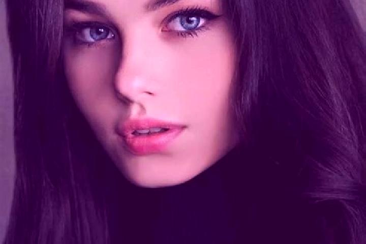 Aria, 28, a red grey-eyed slavic companion based in Batukarut. Offering OWO, Fetish, A-Level, Dinner Date. Available for incall and outcall, day and evening ...