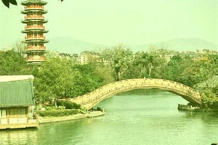 Aria, 28 — Escort in Mulong, China