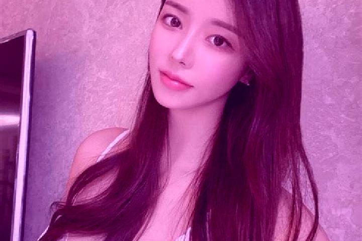 Aria, 28 — Escort in Yaogou, China
