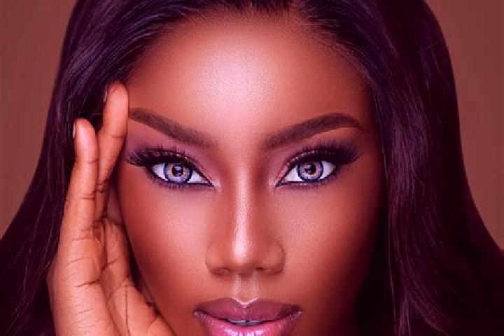 Aria, 29, a auburn blue-eyed ebony companion based in Gundogdu. Offering Deep French Kissing, Duos, Girlfriend Experience, CIM. Available for incall and outc...