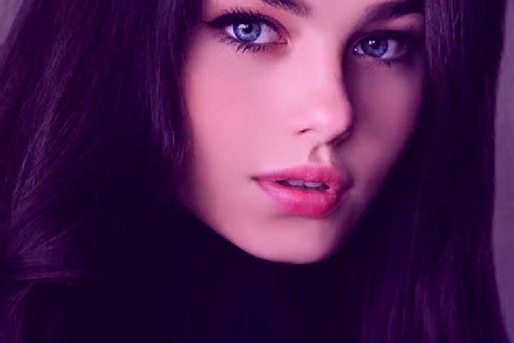 Aria, 29, a brunette amber-eyed slavic companion based in Luzern. Offering CIM, Couples. Available for incall and outcall, overnight bookings available.