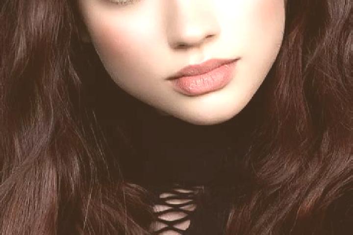 Aria, 29, a brunette dark-eyed asian companion based in Cicala. Offering Erotic Massage, Girlfriend Experience, 69, Prostate Massage. Available for incall an...