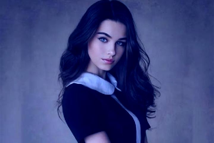 Aria, 29, a brunette grey-eyed slavic companion based in Marda. Offering GFE, 69, Duos. Available for incall and outcall, day and evening dates.