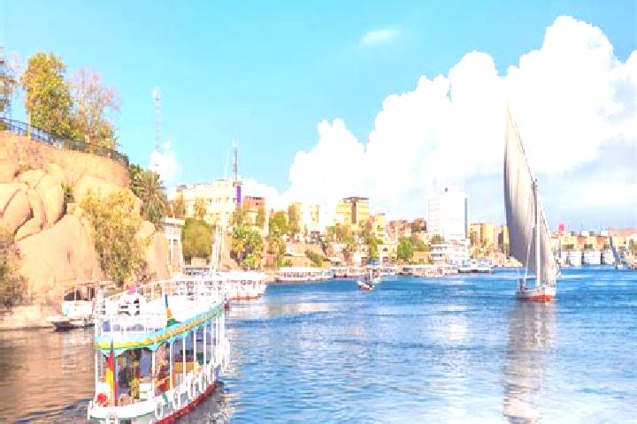 Aria, 29 — Escort in Ashmun, Egypt