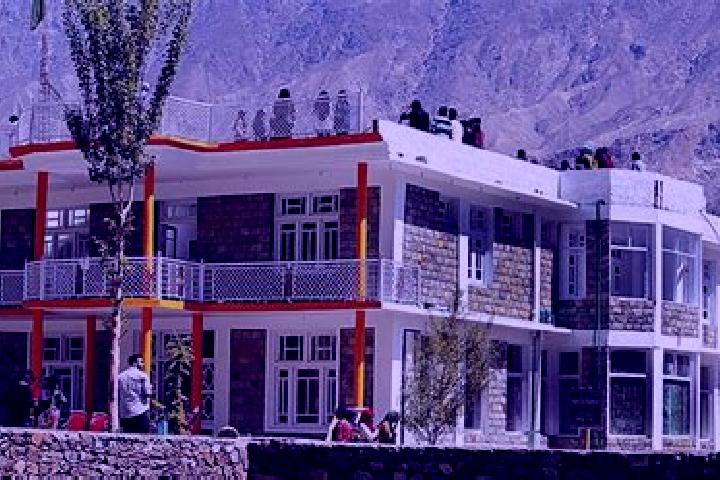 Aria, 29 — Escort in Jaglot, Pakistan