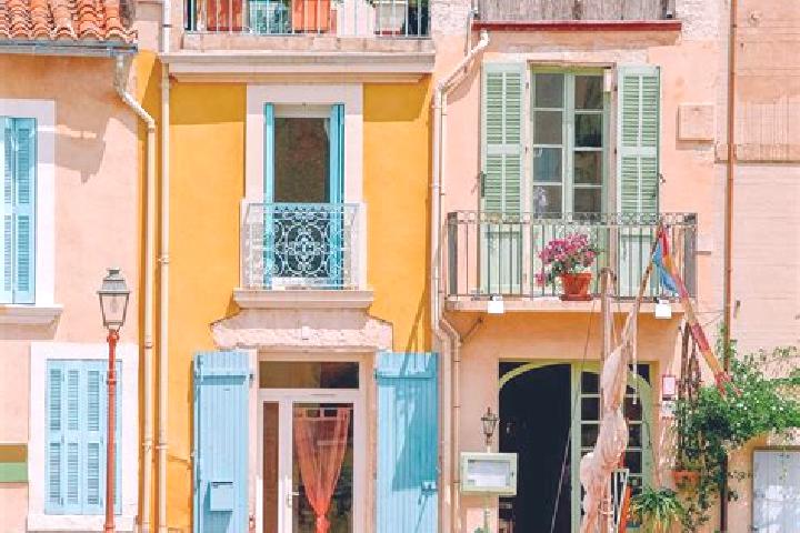 Aria, 29 — Escort in Long, France