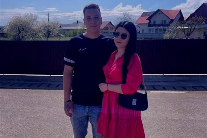 Aria, 29 — Escort in Stroiesti, Romania