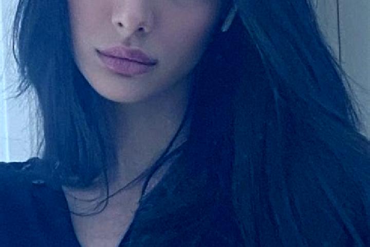 Aria, 30, a black dark-eyed middle eastern companion based in Trangie. Offering Dinner Date, GFE, A-Level. Available for incall and outcall, day and evening ...