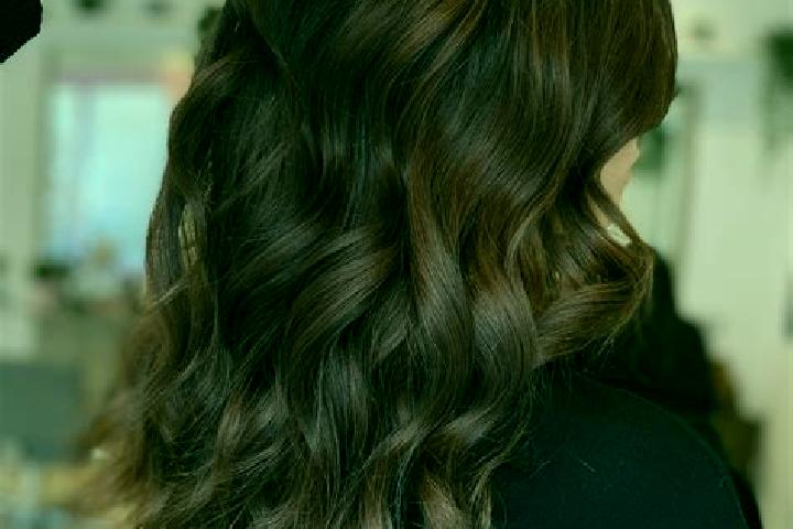 Aria, 30, a chestnut brown-eyed caucasian companion based in Makhu. Offering 69, Erotic Massage, Domination. Available for incall and outcall, day and evenin...
