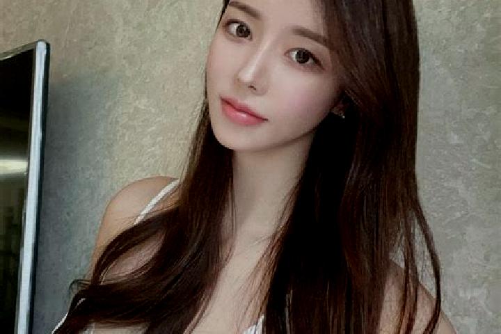 Aria, 30 — Escort in Jibenggang, China