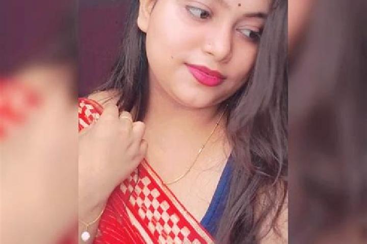 Aria, 30 — Escort in Memari, India