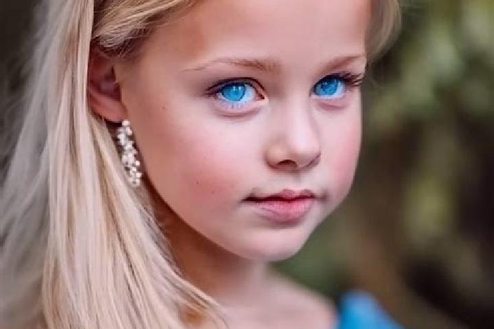 Aria, 31, a blonde blue-eyed indian companion based in Ostochtersum. Offering Party Girl, Domination, GFE, Girlfriend Experience. Available for incall and ou...