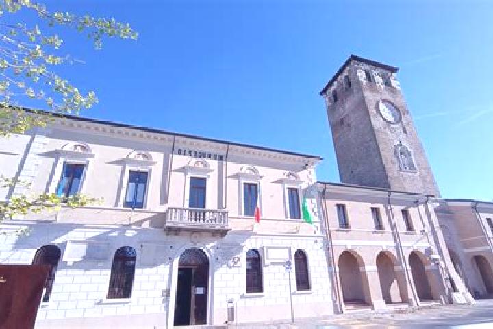 Aria, 31 — Escort in Casalromano, Italy