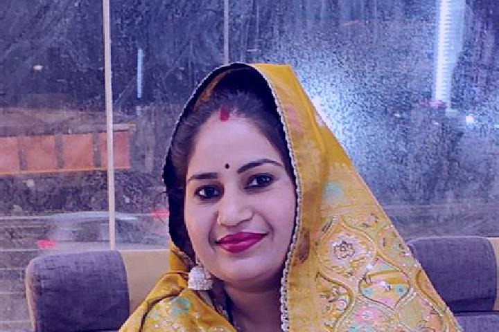 Aria, 31 — Escort in Kotputli, India