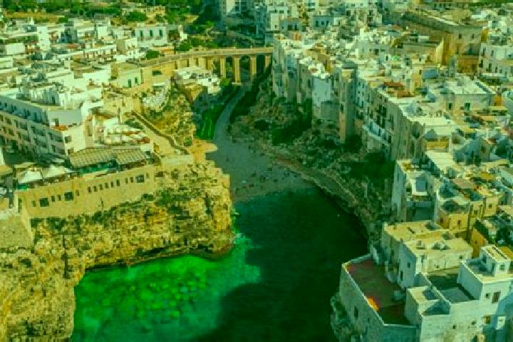 Aria, 31 — Escort in Polignano a Mare, Italy
