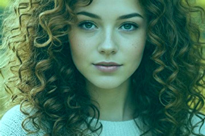 Aria, 32, a auburn grey-eyed slavic companion based in Batorz. Offering 69, Party Girl, Prostate Massage. Available for incall and outcall, day and evening d...