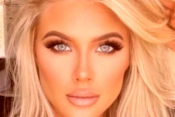 Aria, 32, a platinum blonde hazel-eyed ebony companion based in Marueno. Offering Overnight, BDSM, Dinner Date. Available for incall and outcall, day and eve...