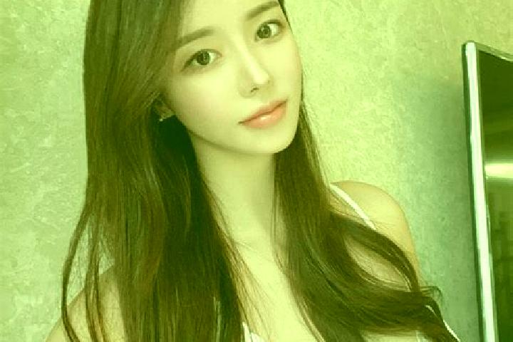 Aria, 32 — Escort in Cangshi, China
