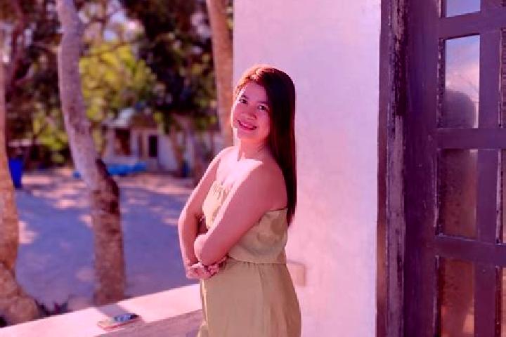 Aria, 32 — Escort in Dumalneg, Philippines