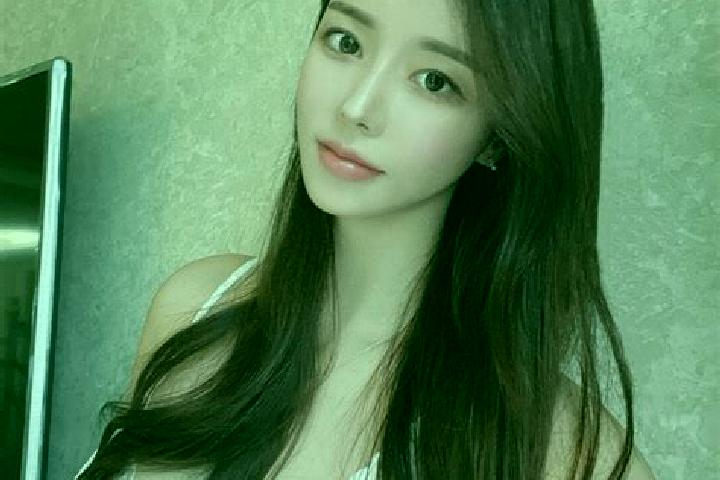 Aria, 32 — Escort in Lisui, China
