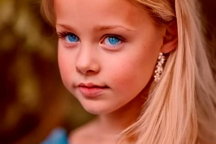 Aria, 33, a blonde blue-eyed caucasian companion based in Friesenhagen. Offering Girlfriend Experience, CIM, Deep French Kissing, GFE. Available for incall a...