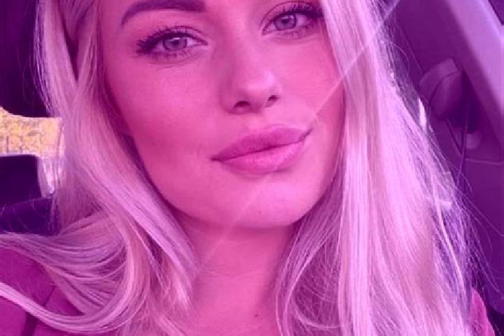 Aria, 33, a blonde hazel-eyed caucasian companion based in Stein am Rhein. Offering CIM, OWO, Prostate Massage, Massage, Couples. Available for incall and ou...