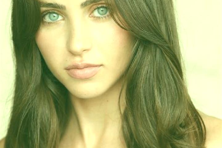 Aria, 33, a chestnut brown-eyed ebony companion based in Calchera-Frontale. Offering Massage, Dinner Date, Party Girl. Available for incall and outcall, day ...