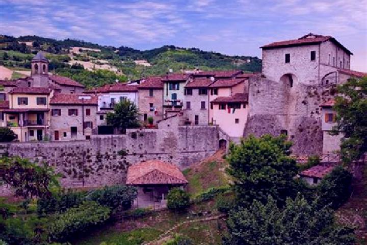 Aria, 33 — Escort in Civitella di Romagna, Italy