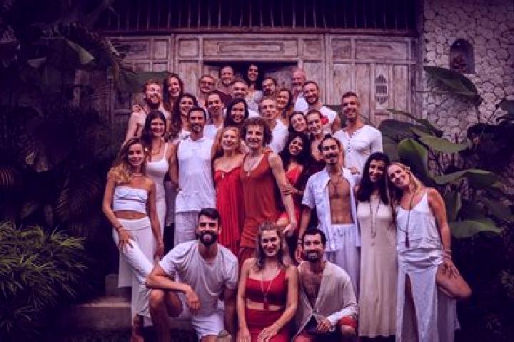 Aria, 34, a blonde brown-eyed caucasian companion based in Zyrzyn. Offering Duos, Tantra, Prostate Massage. Available for incall and outcall, day and evening...
