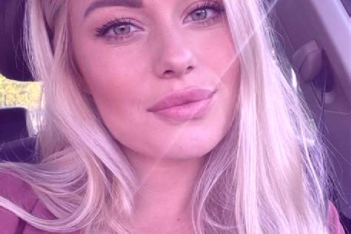 Aria, 34, a blonde hazel-eyed ebony companion based in Wilga. Offering Travel Companion, 69, Erotic Massage, Roleplay, Striptease. Available for incall and o...