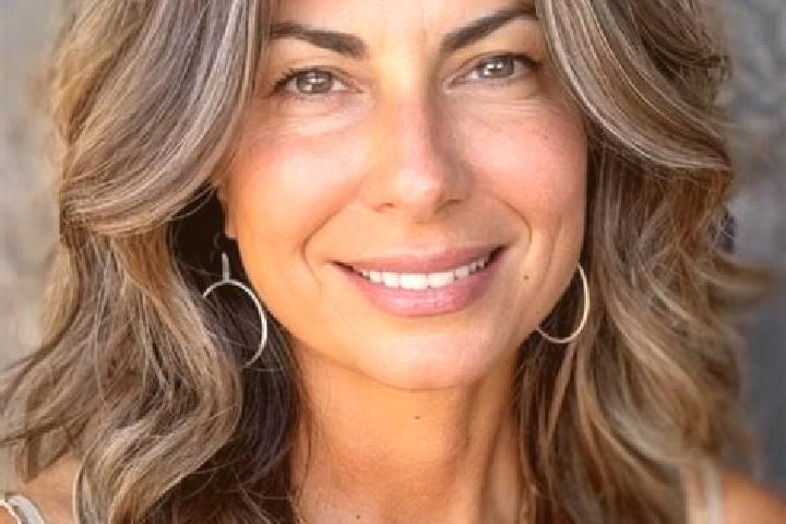 Aria, 34, a brunette grey-eyed middle eastern companion based in Weisslingen. Offering Girlfriend Experience, Erotic Massage, Massage, Party Girl, Roleplay. ...