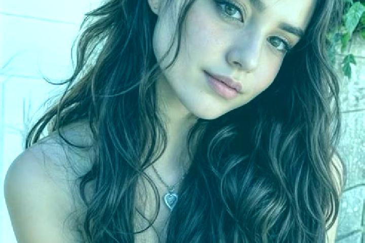 Aria, 34, a brunette hazel-eyed middle eastern companion based in Azumino. Offering Dinner Date, BDSM, Roleplay, Party Girl. Available for incall and outcall...