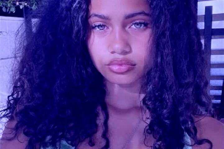 Aria, 34, a chestnut green-eyed mixed companion based in Wolwelange. Offering Travel Companion, Deep French Kissing, BDSM. Available for incall and outcall, ...