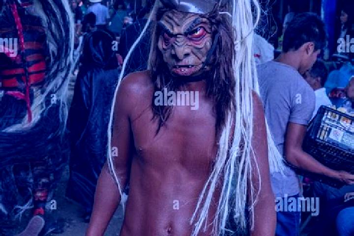 Aria, 34, a red dark-eyed european companion based in Santa Maria Coyotepec. Offering Tantra, A-Level, Domination. Available for incall and outcall, day and ...