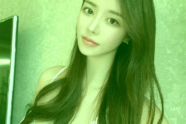 Aria, 34 — Escort in Dongshui, China