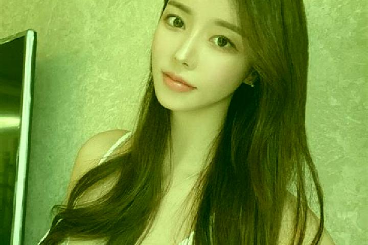 Aria, 34 — Escort in Shuangpengxi, China