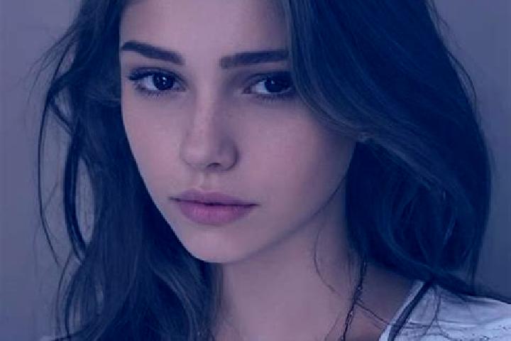 Aria, 35, a chestnut grey-eyed slavic companion based in Escalon. Offering CIM, Travel Companion, Overnight, Dinner Date. Available for incall and outcall, d...