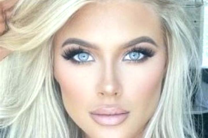 Aria, 35, a platinum blonde amber-eyed caucasian companion based in Deventer. Offering Fetish, Dinner Date, Tantra. Available for incall and outcall, day and...