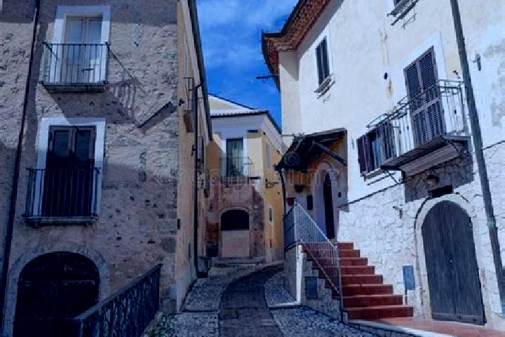 Aria, 35 — Escort in Casalvieri, Italy