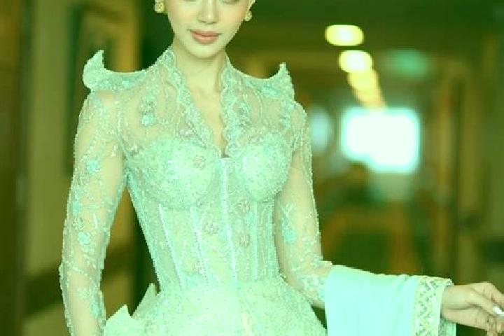 Aria, 35 — Escort in Nyaung, Myanmar