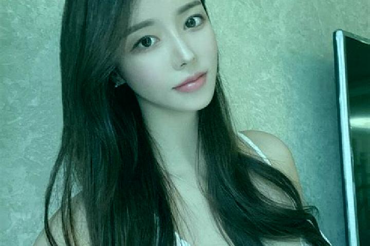 Aria, 35 — Escort in Xiaoguai, China