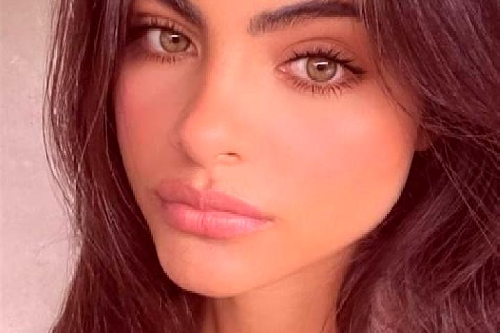 Aria, 36, a brunette blue-eyed indian companion based in Memaliaj. Offering A-Level, GFE, BDSM. Available for incall and outcall, overnight bookings available.