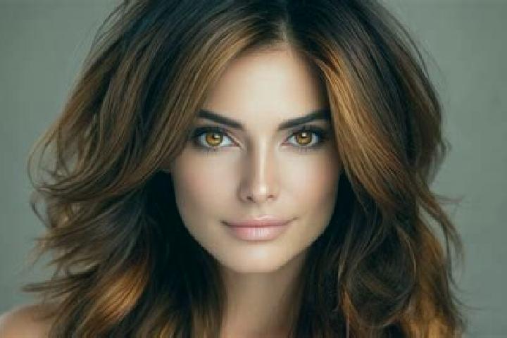 Aria, 36, a brunette hazel-eyed mediterranean companion based in Ledesma de la Cogolla. Offering BDSM, Fetish, Couples, Tantra. Available for incall and outc...
