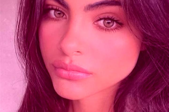 Aria, 36, a chestnut hazel-eyed indian companion based in Zotzenheim. Offering Fetish, CIM, Striptease, OWO. Available for incall and outcall, overnight book...