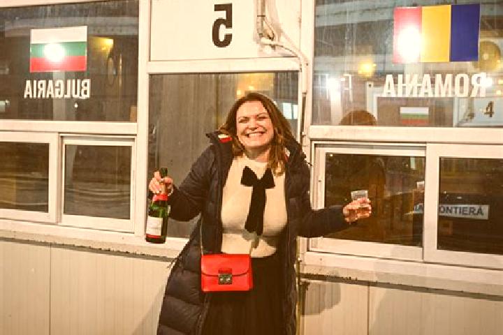 Aria, 36 — Escort in Baluseni, Romania