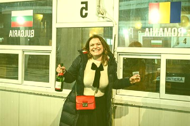 Aria, 36 — Escort in Butimanu, Romania