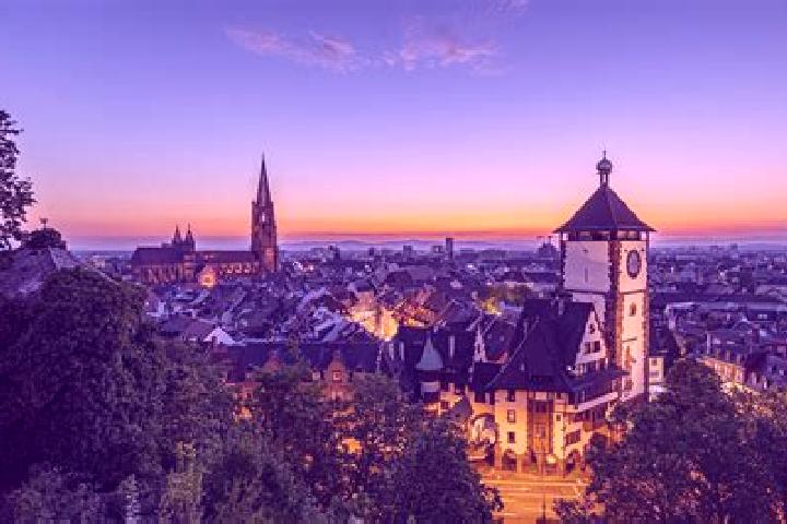 Aria, 36 — Escort in Freyburg, Germany