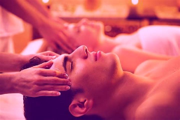 Aria, 37, a auburn amber-eyed asian companion based in Ertvelde. Offering Massage, Deep French Kissing, Domination, Overnight, Prostate Massage. Available fo...